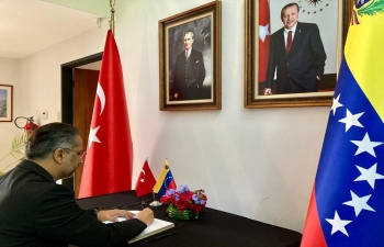 Ambassador Abhishek Singh signed the condolence book at the Embassy of Turkiye in Caracas. Amb. conveyed India's solidarity and support to people and Government of Turkiye in these difficult times.